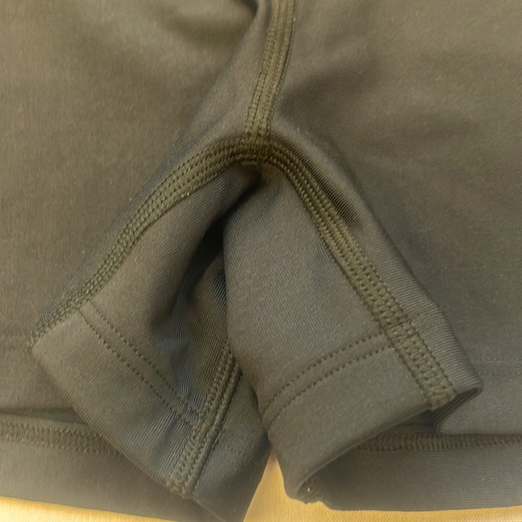 Women’s Under Armour Compression Shorts, Heat Gear, 3 inch inseam, New - Picture 4 of 8